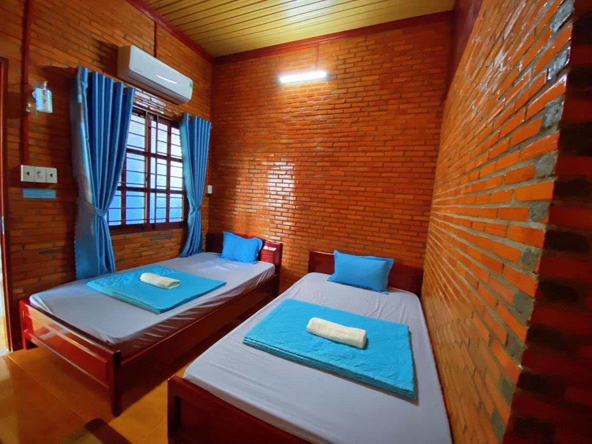 Nam Cat Tien Homestay Ngoại thất bức ảnh